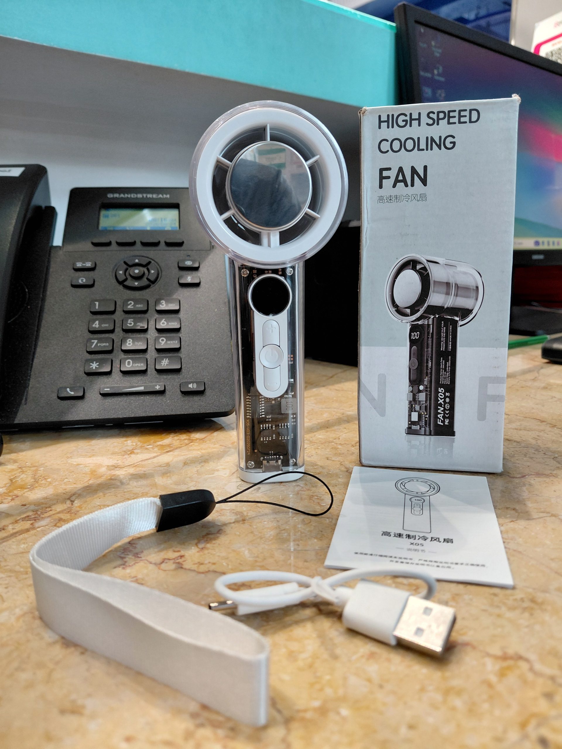 X05 Handheld High-Speed Cooling Fan 3000mAh - Image 3